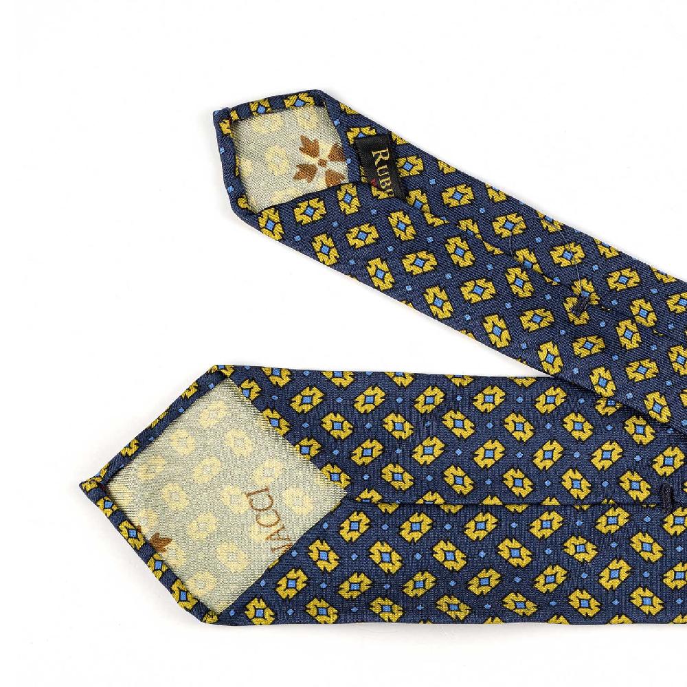 Rubinacci Cravatta in twill di seta con stampa geometrica blu Solo un giorno rimasto