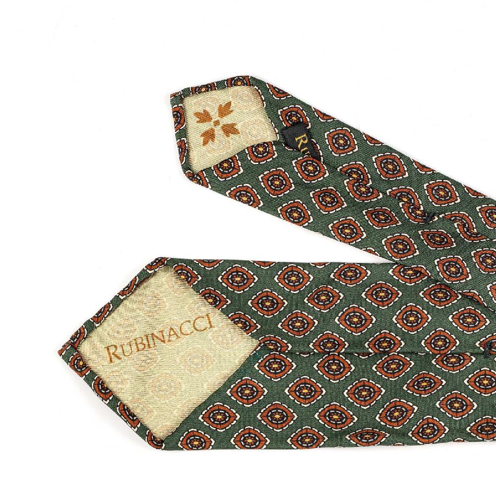 Rubinacci Cravatta in twill di seta verde con stampa geometrica Trasporto libero internazionale