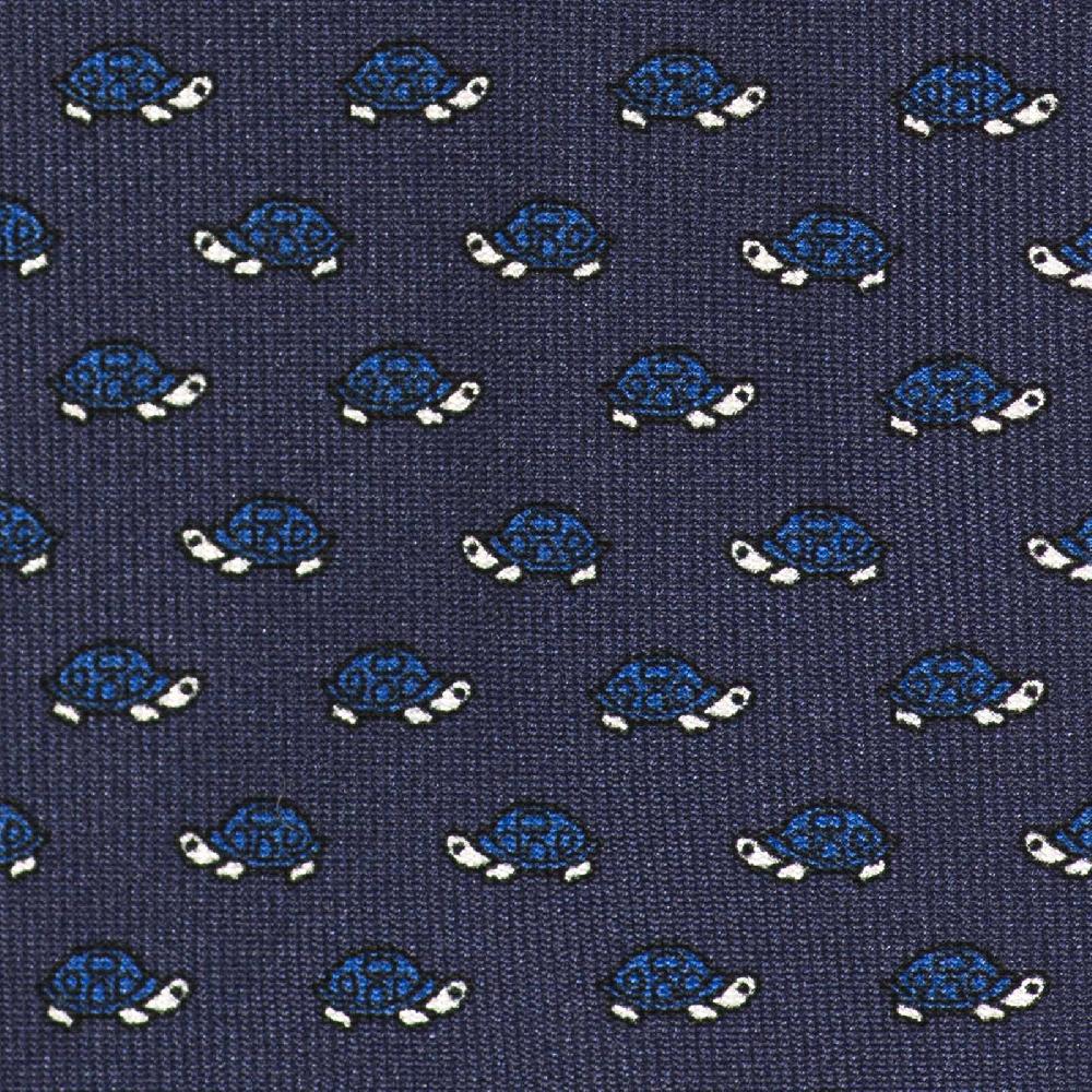 Rubinacci Cravatta in twill di seta con stampa tartaruga blu Consegna Veloce
