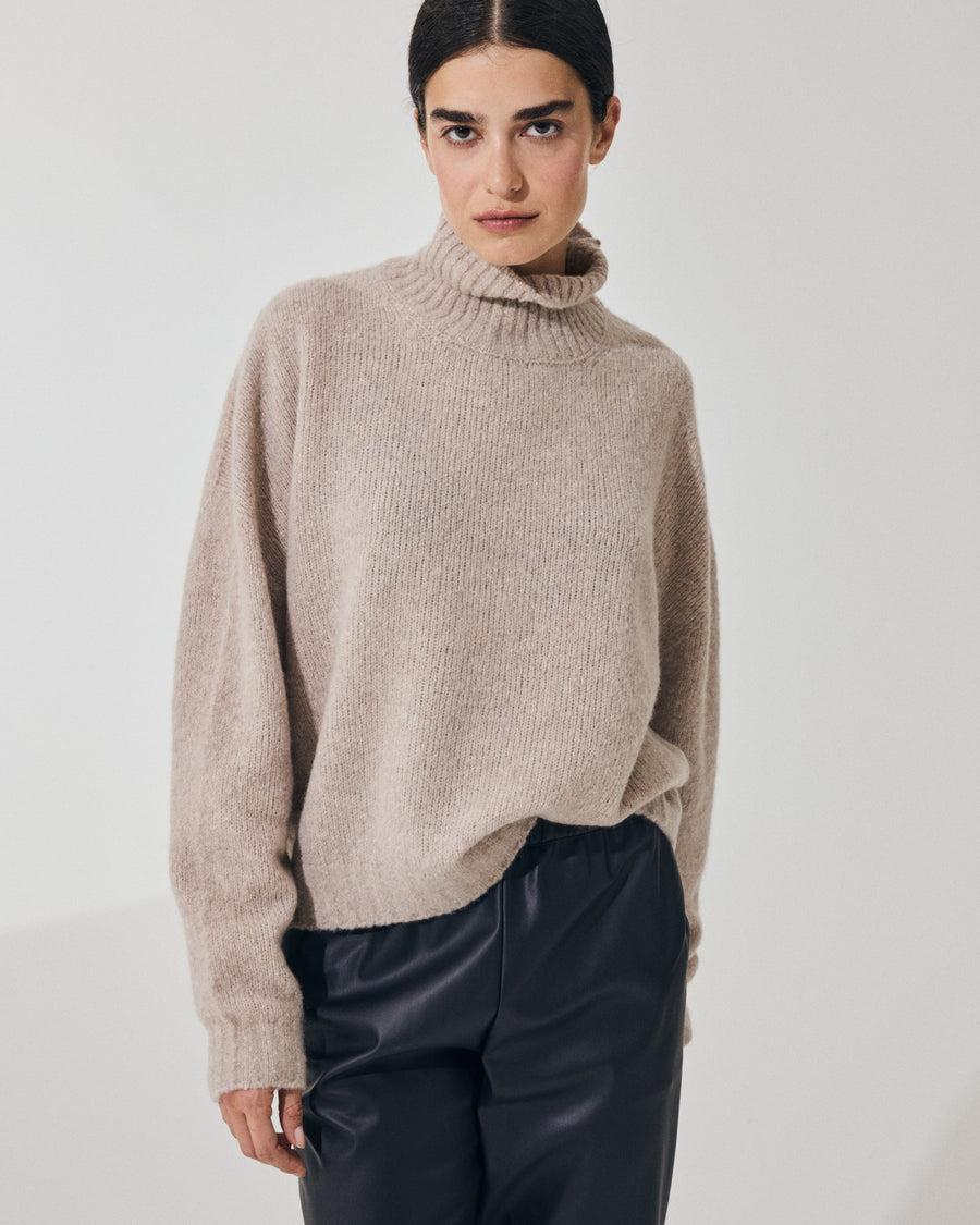 Scaglione TURTLE NECK OVER PUFFED CASHMERE BEIGE Online