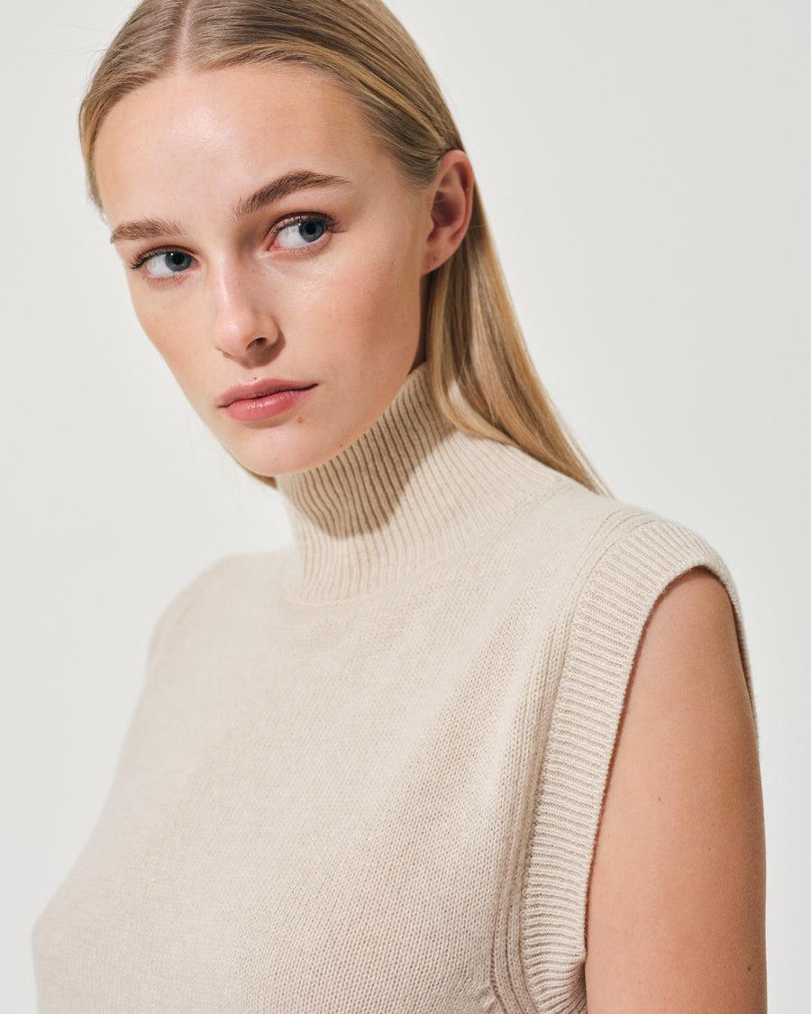 Scaglione GILET TURTLE NECK RIBBED SIDES BEIGE Affare Del Giorno