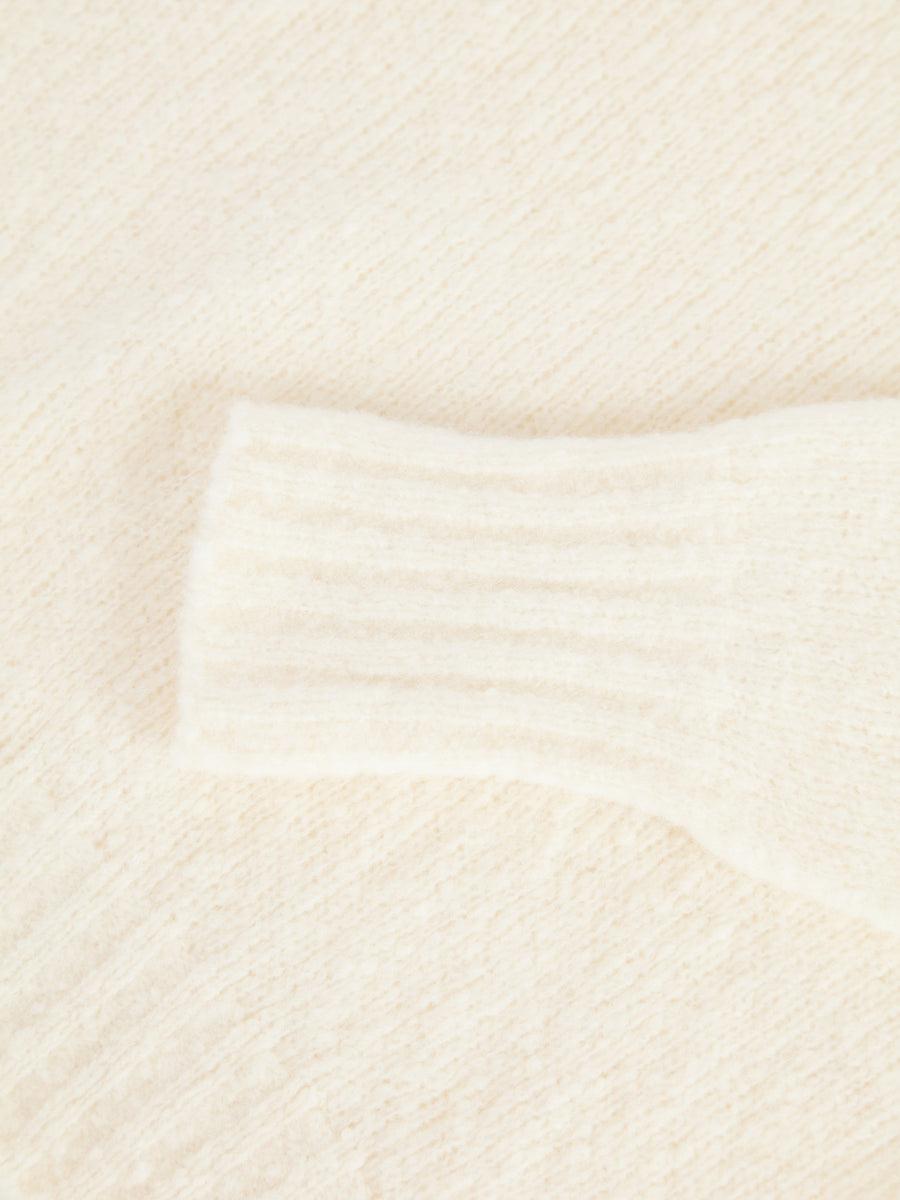 Scaglione TURTLE NECK SLIM PUFFED CASHMERE MILK Comprane uno, ottenene uno gratis