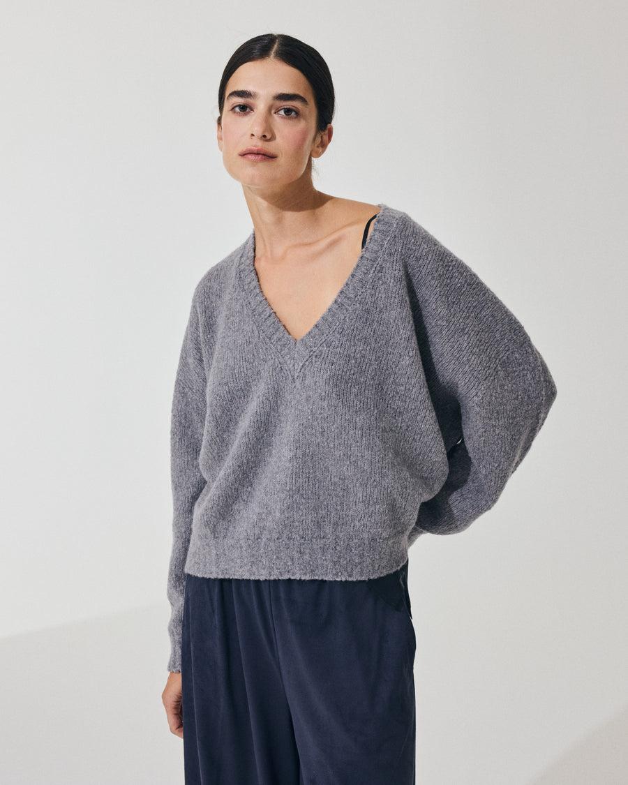 Scaglione V NECK OVER PUFFED CASHMERE GREY Comprare a buon mercato