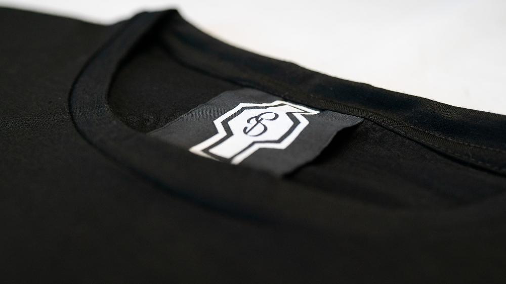 Stories Milano T-SHIRT REGULAR + PATCH – WHITE Offerte giornaliere