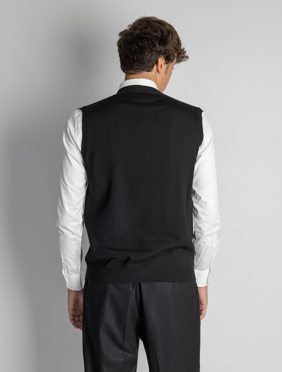 ALPHA STUDIO Gilet con Scollo a V Nero Discount Store per i nuovi prodotti