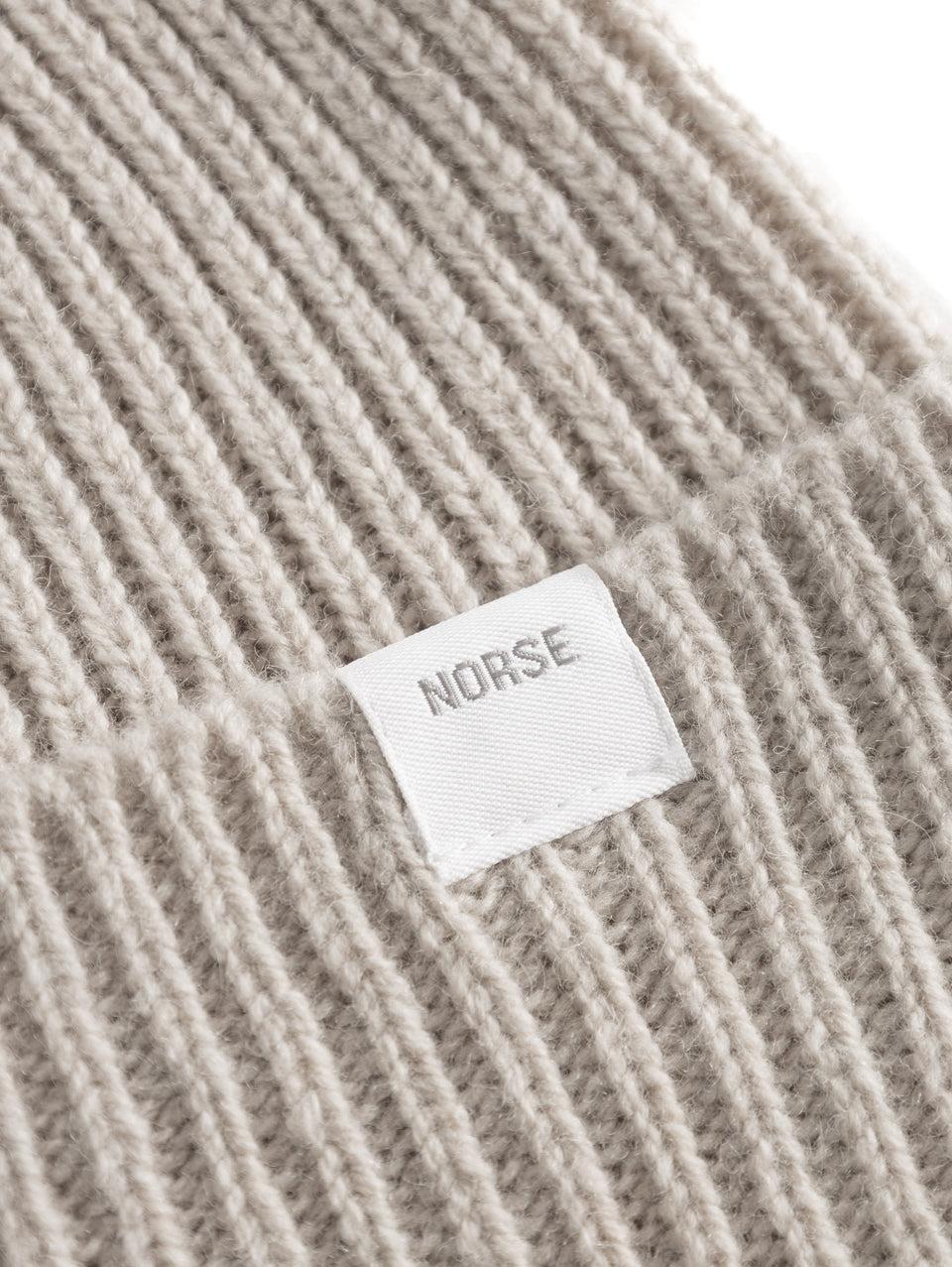 NORSE PROJECTS Berretto in Lana a Coste Farina Offerta esclusiva