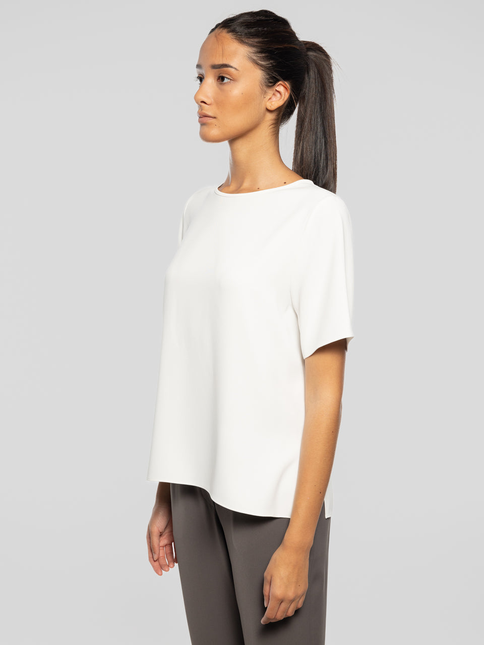 P.A.R.O.S.H. Blusa Girocollo con Maniche Corte Panna Liquidazione