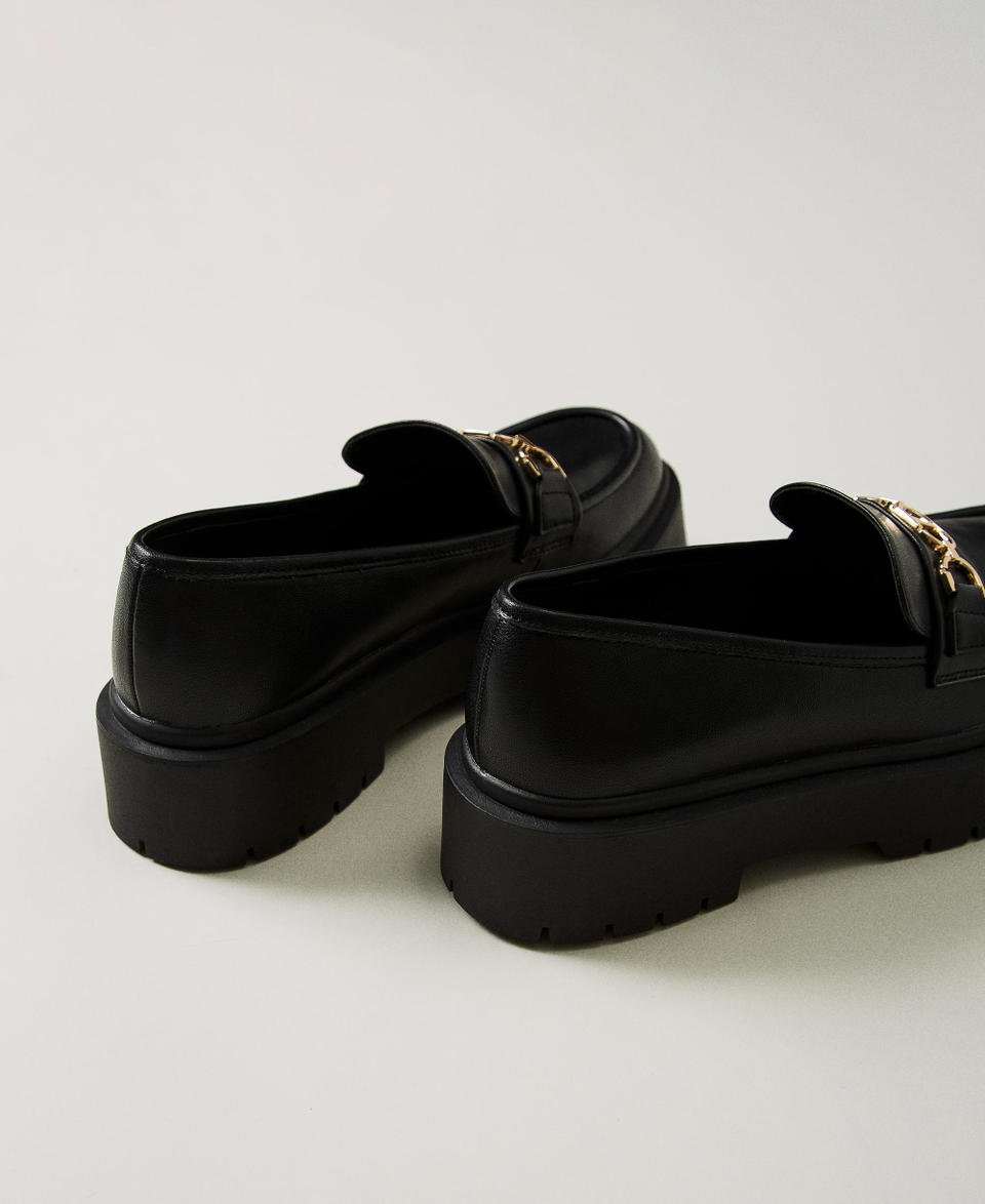 Twin Set Mocassini con morsetto Oval T Offerta Anniversario