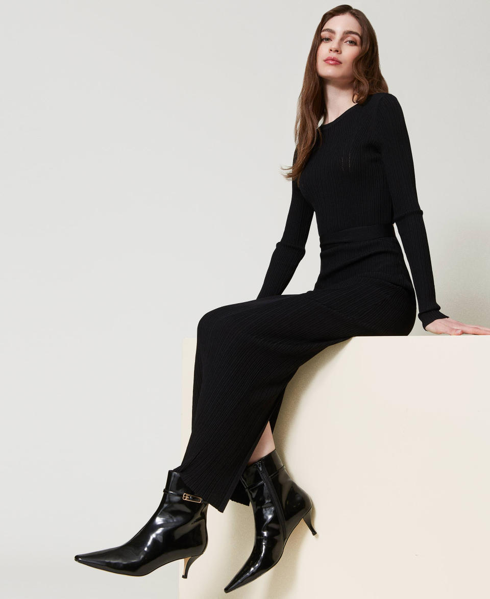 Twin Set Stivaletti in vernice con cinturino Online Outlet