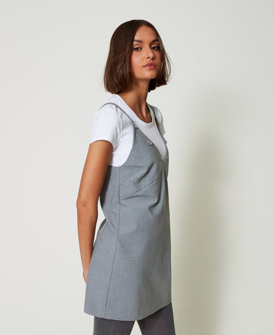 Twin Set Abito corto con ricami e T-shirt Fino al 65% di sconto