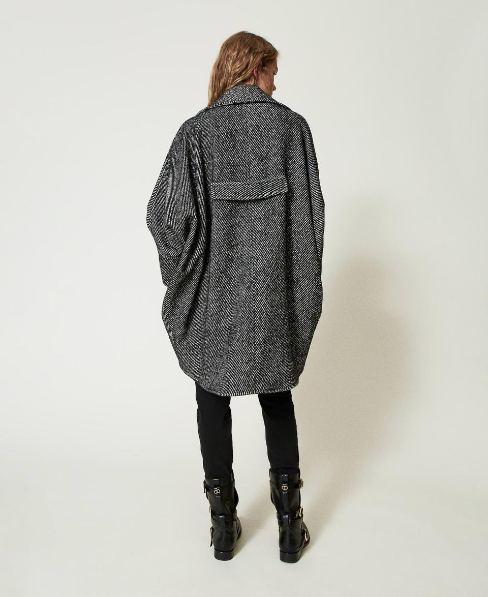 Twin Set Cappotto corto in panno bicolor Solo un giorno rimasto