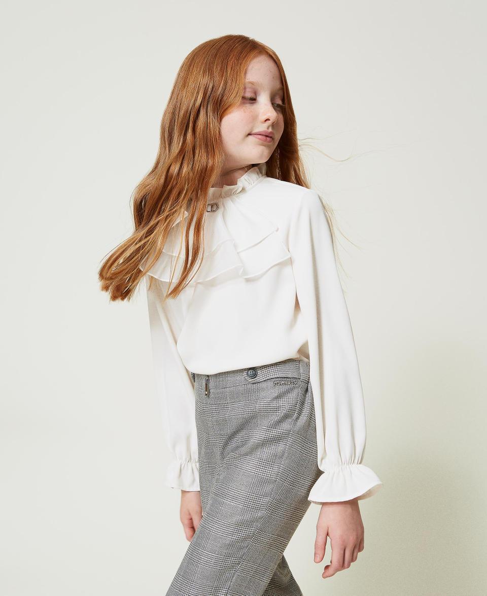 Twin Set Blusa in crêpe de Chine con jabot Offerte esclusive