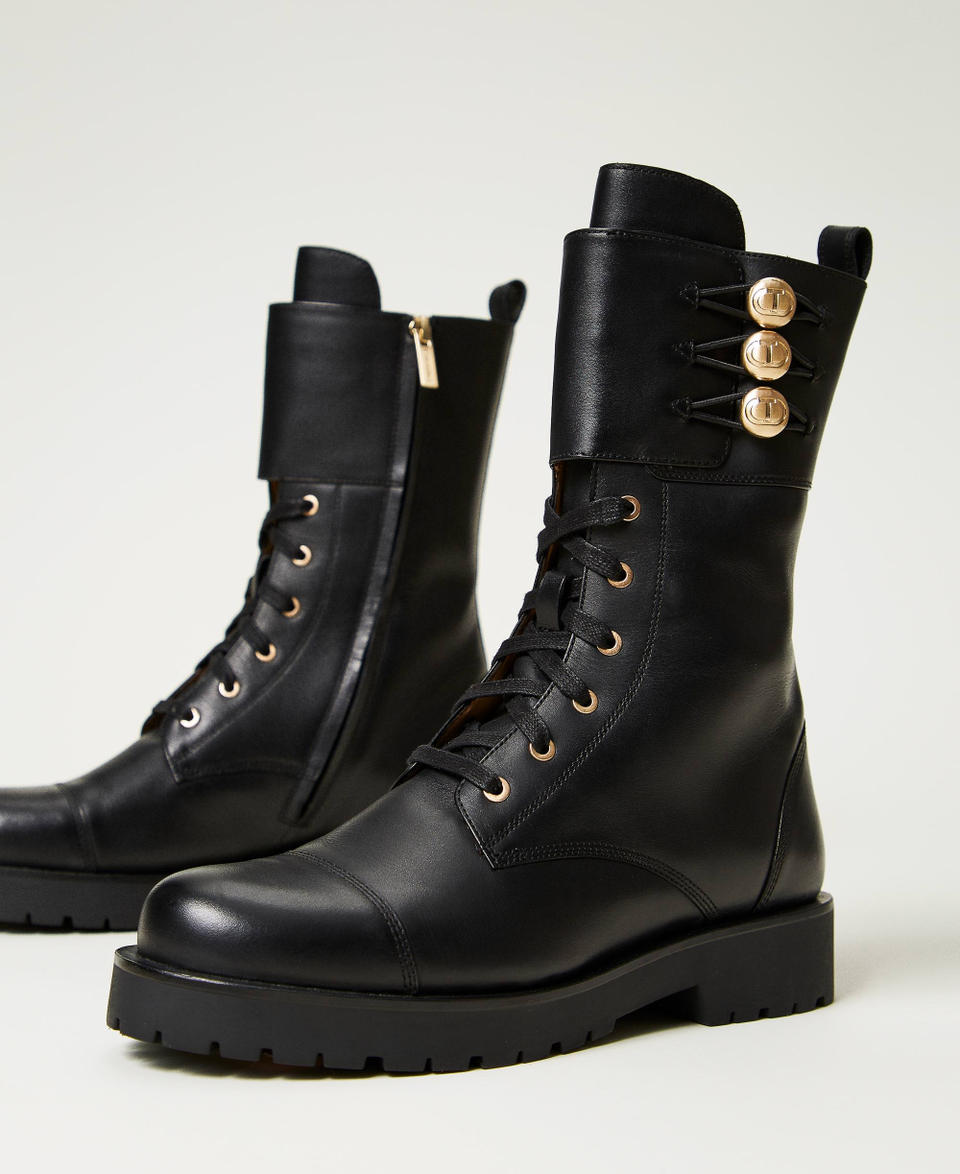 Twin Set Anfibi in pelle con bottoni Fino al 65% di sconto