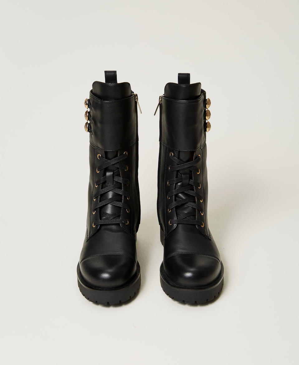 Twin Set Anfibi in pelle con bottoni Fino al 65% di sconto