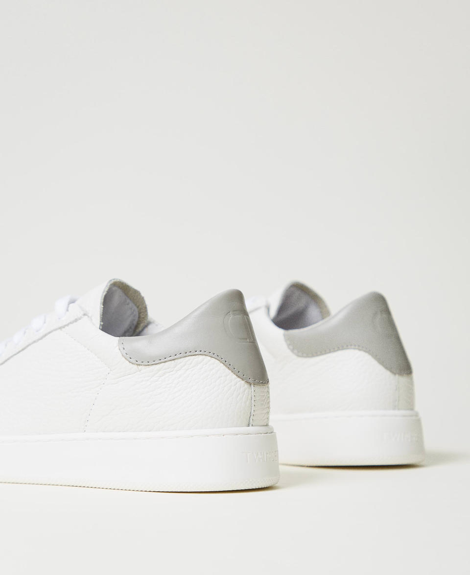 Twin Set Sneakers in pelle con Oval T Italia