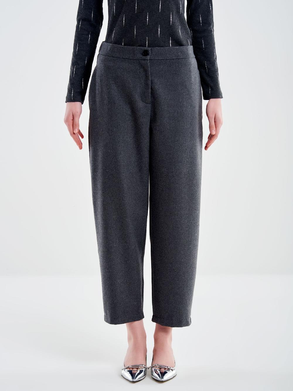 Vicolo Pantalone Carrot Fit Fesco di Lana – Vicolo Limitato a 3 giorni