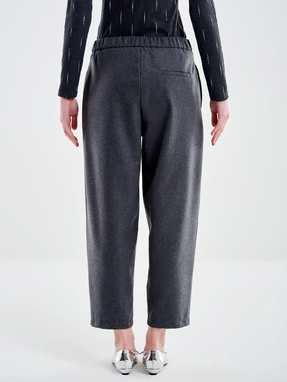 Vicolo Pantalone Carrot Fit Fesco di Lana – Vicolo Limitato a 3 giorni