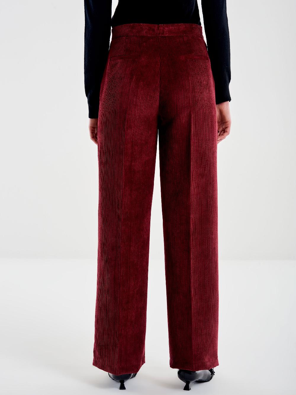 Vicolo Pantalone in Velluto a Palazzo Bordeaux Vendita