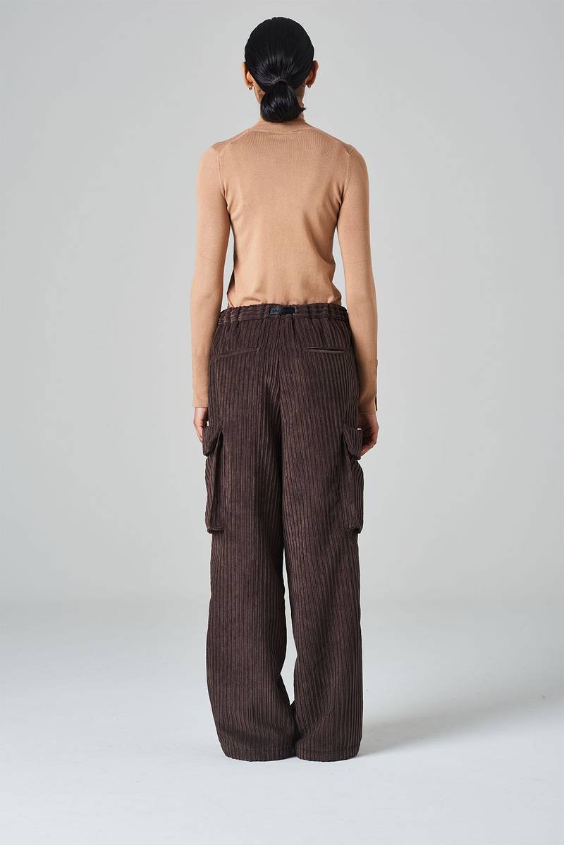 White sand Pantalone tasconato in velluto a coste Sostegno trimestrale