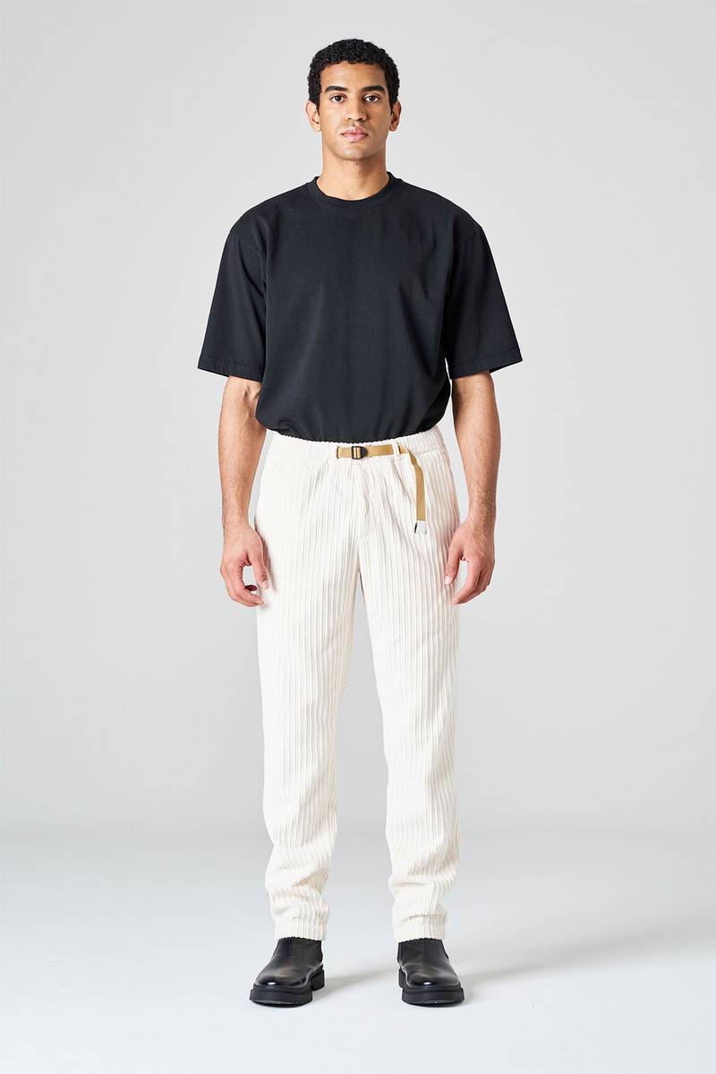 White sand Pantalone in velluto a costa larga In Linea