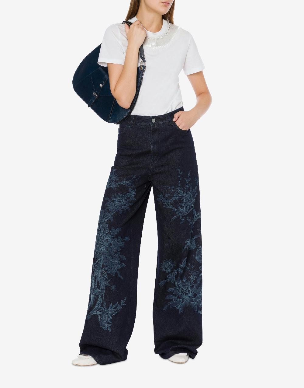 Alberta Ferretti Pantalone in denim con disegno ciliegio e farfalle Fino Al -60%